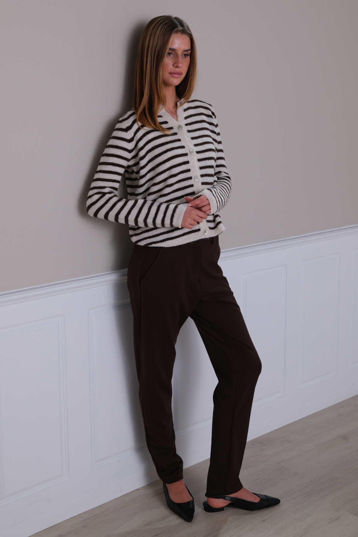 Crizette Stribet Strik Cardigan - Råhvid/Brun