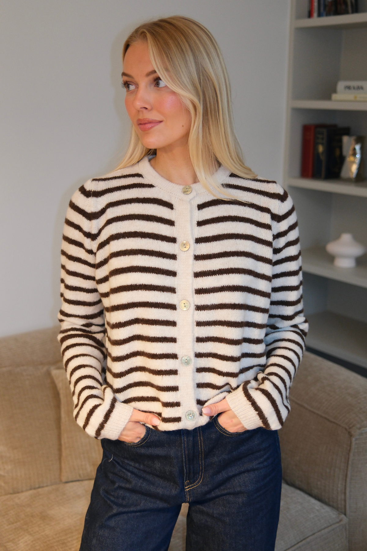 Crizette Stribet Strik Cardigan - Råhvid/Brun