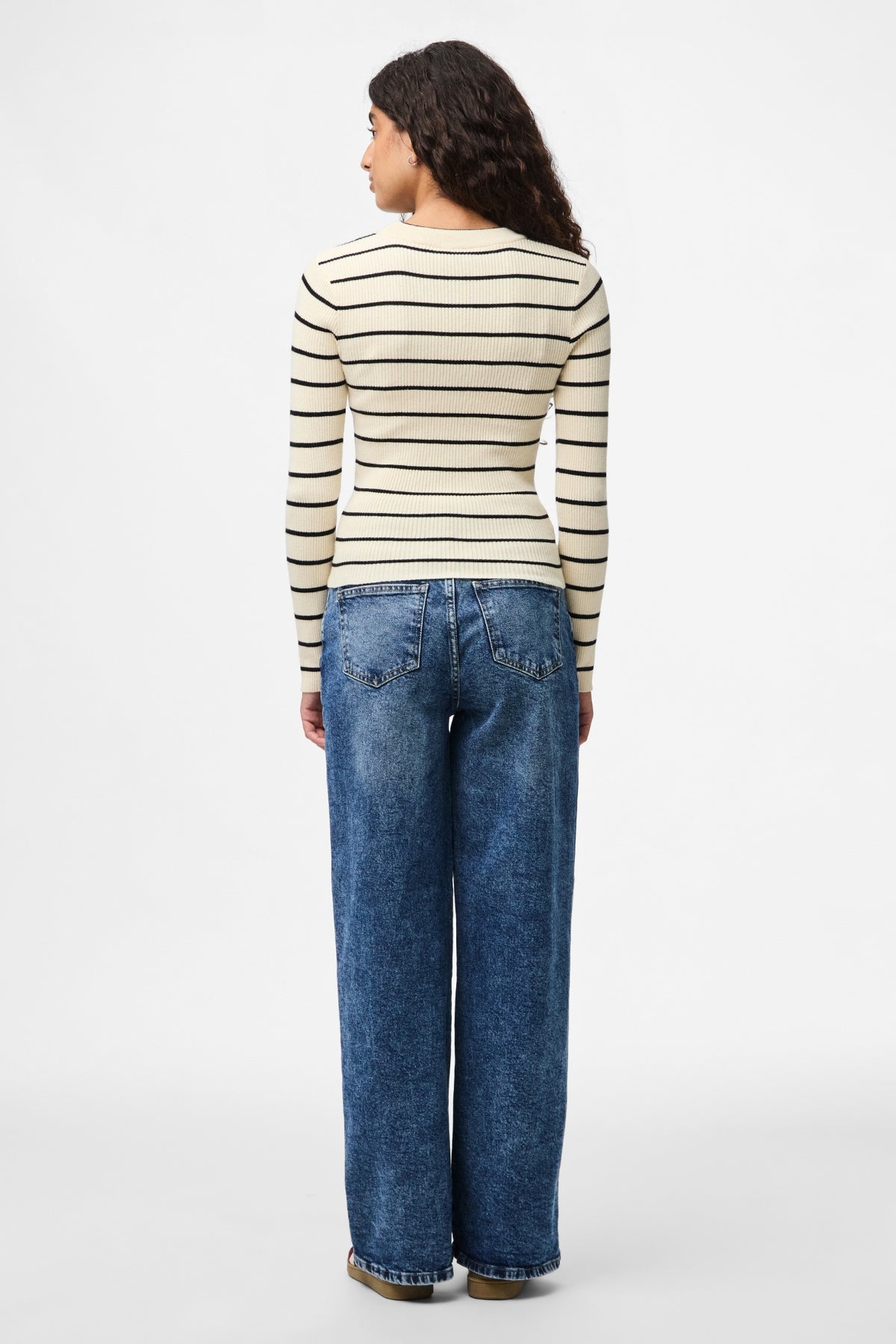 Mira New O-Neck Knit - Råhvid/Sort